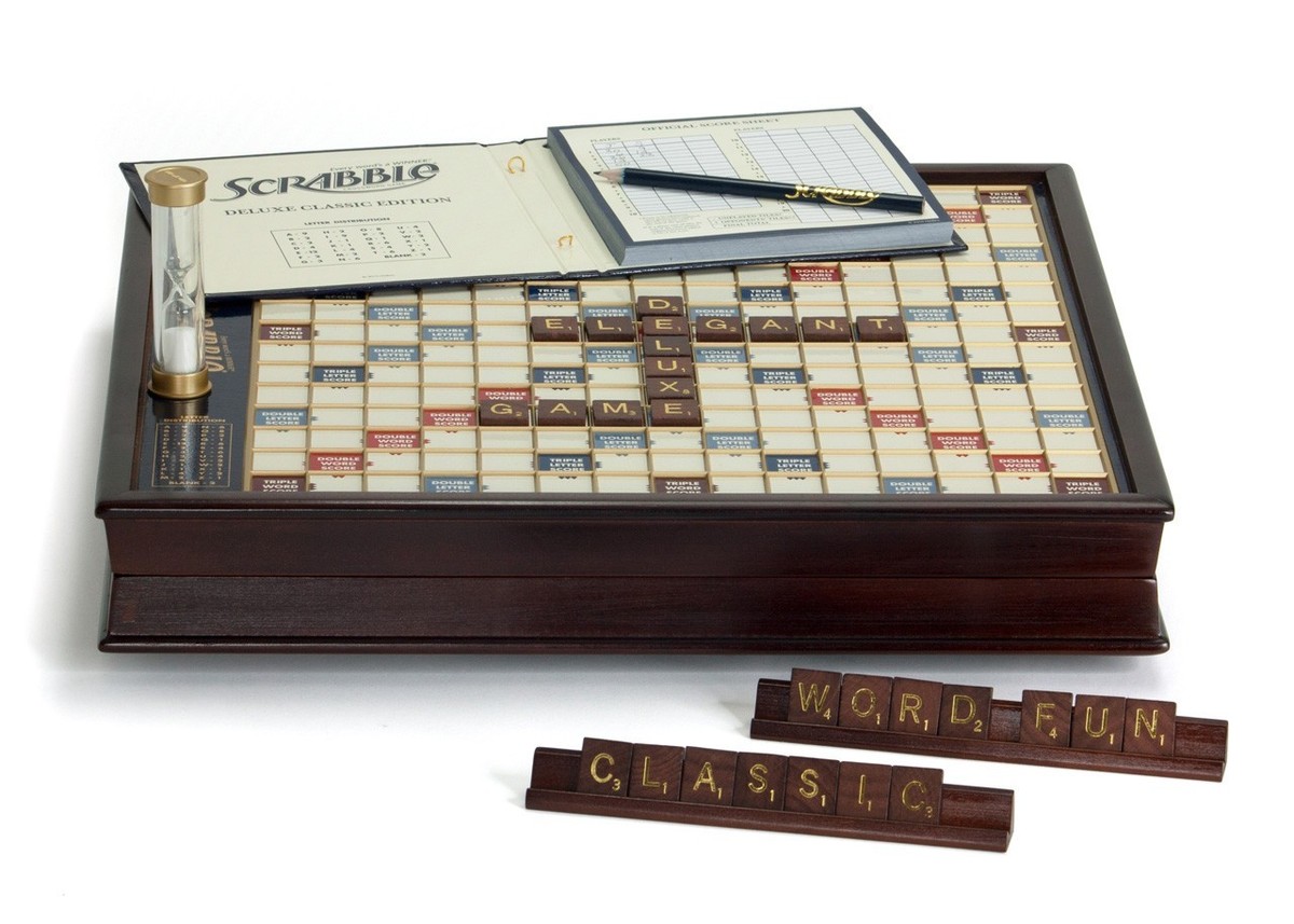 Scrabble Deluxe